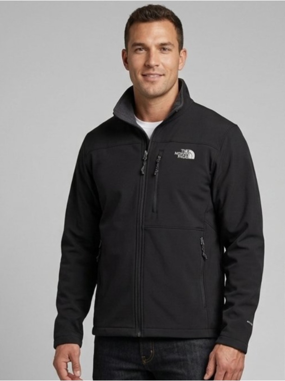 The North Face Men's Black Full-Zip Windbreaker Jacket. Lined fleece
XL.